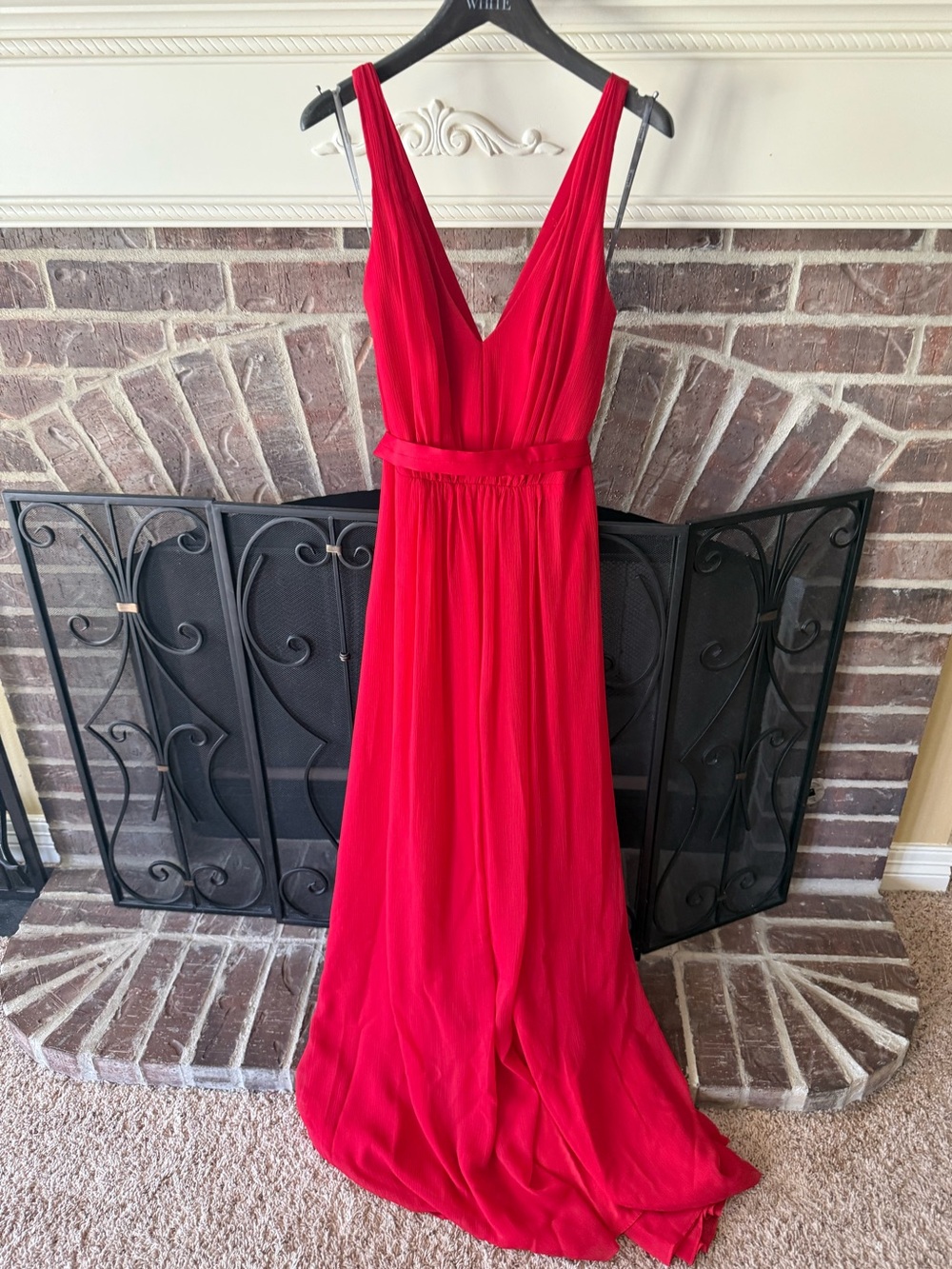 Red Deep V-Neck Sleeveless Maxi Gown
